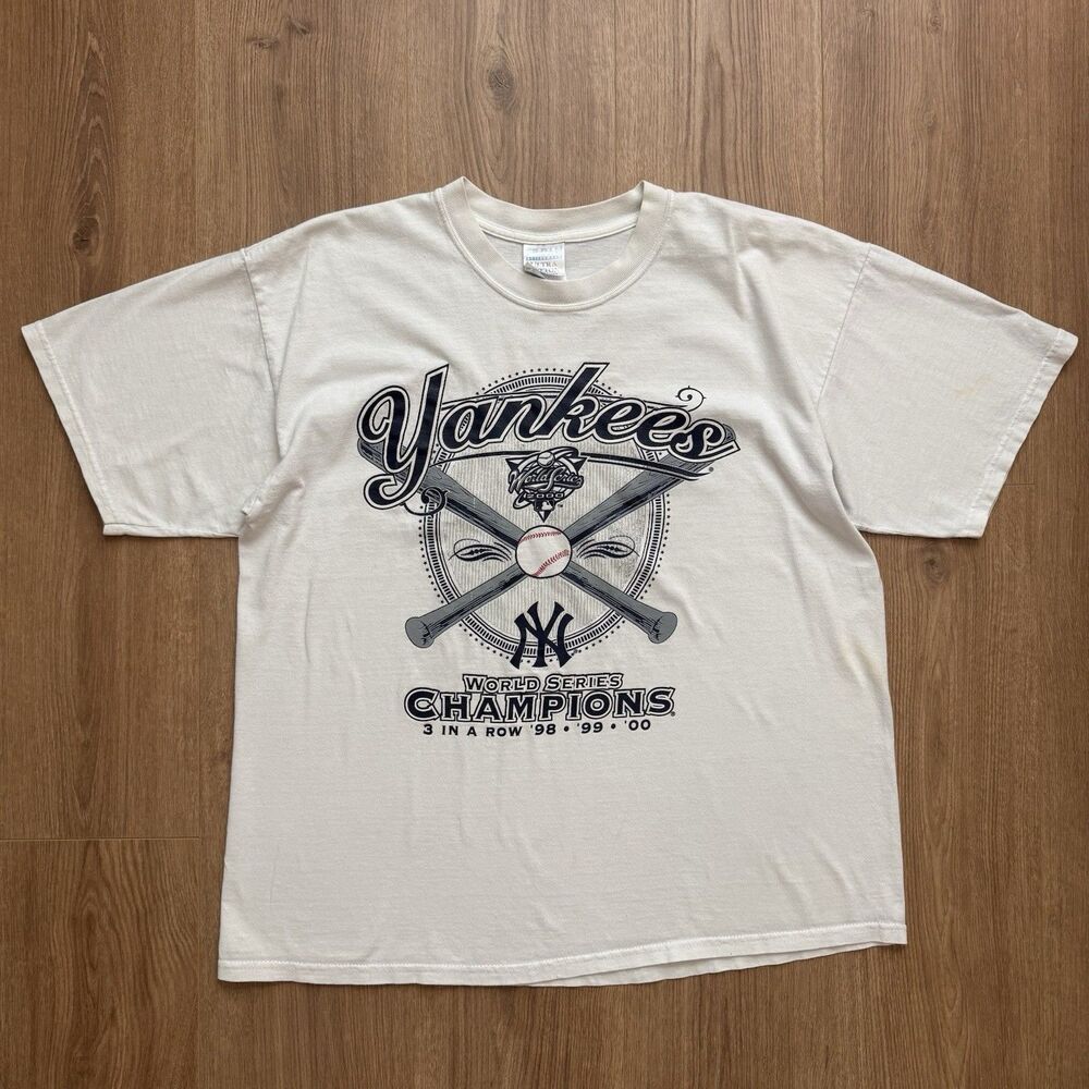 Vintage New York Yankees 2000 World Series Champions Three-Peat T Shirt XL Y2K